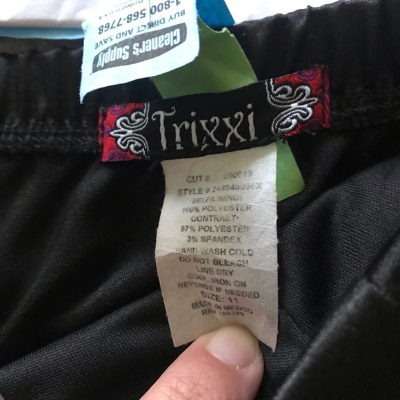 Trixxi formal dress - Picture 4 of 5